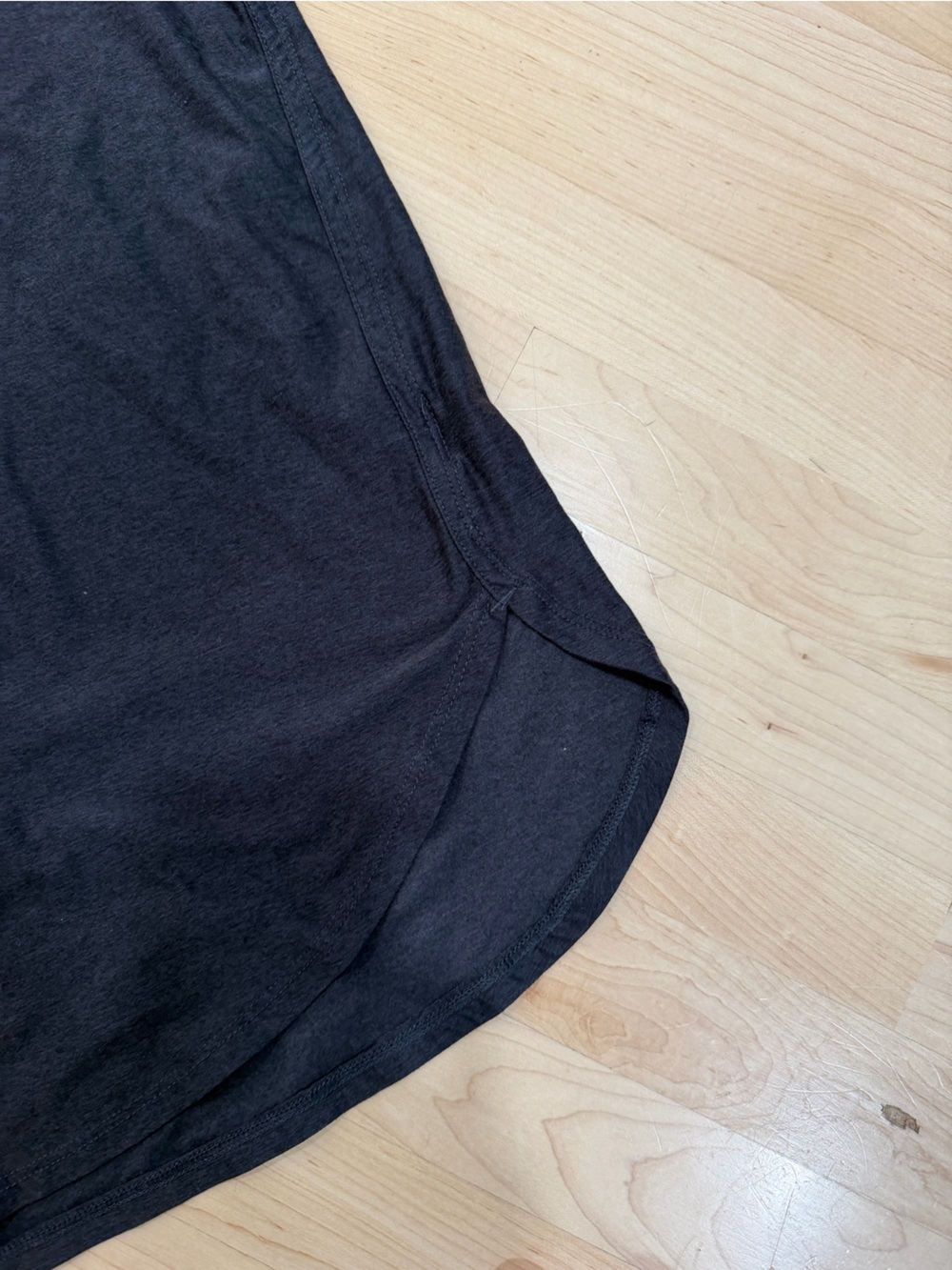 Old Navy Black Short Sleeve Crewneck Active Tee - Women - Picture 2 of 3
